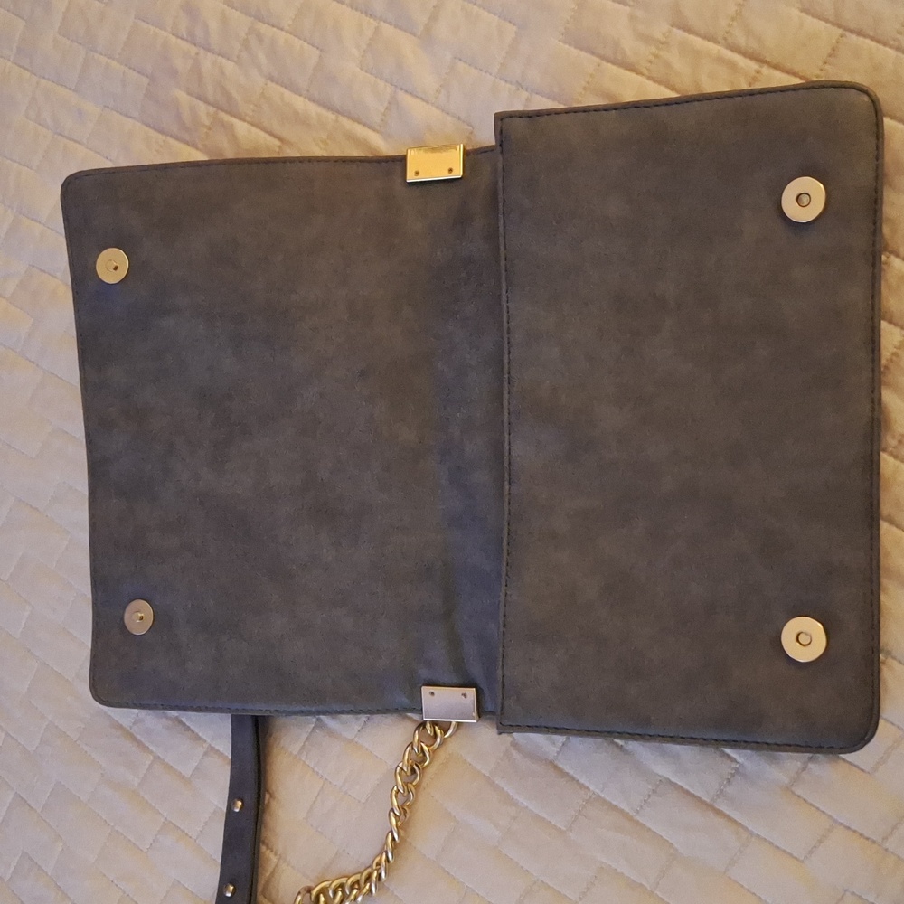 Bebe Purse - Picture 6 of 14